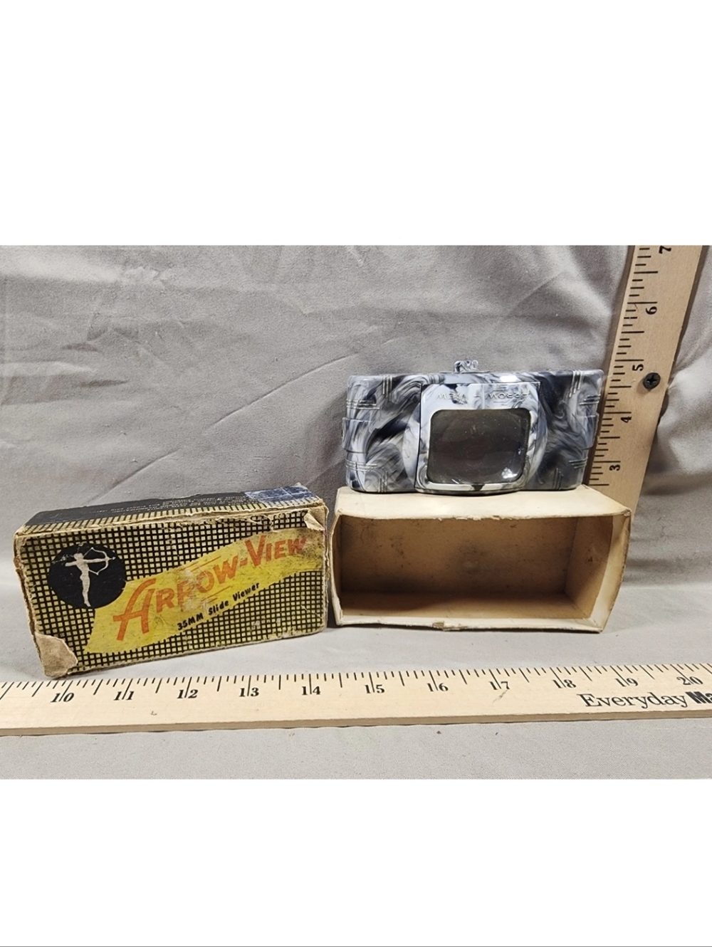 Vintage Arrow-View 35mm Slide Viewer Black/White Bakelight Plastic New In Box